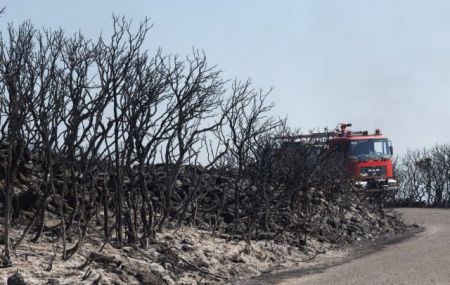 Οριοθετήθηκε η πυρκαγιά στα Κύθηρα