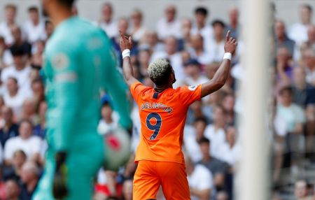 Μεγάλο διπλό της Νιούκαστλ στο Λονδίνο