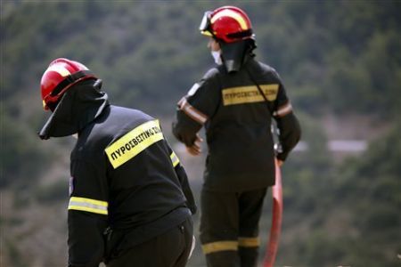 Πολύ υψηλός κίνδυνος για πυρκαγιές και σήμερα Κυριακή