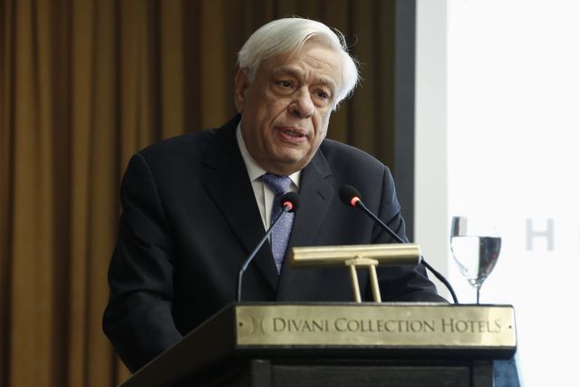 Παυλόπουλος σε Παπαστάμο : Συγχαρητήρια για την επιβλητική παγκόσμια επιτυχία σας