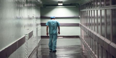Κατερίνη : Σπαραγμός στην κηδεία της αδικοχαμένης λεχώνας
