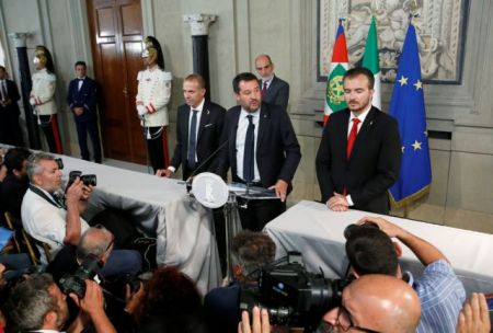 Ιταλία: Στα πρόθυρα πρόωρων εκλογών