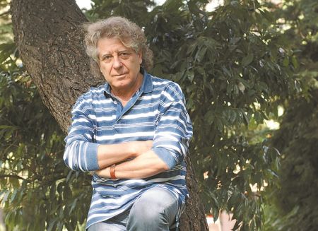 Τα προσωπεία της γραφής