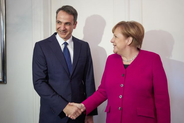 Σε τι προσβλέπει η Μέρκελ από τη συνάντηση με Μητσοτάκη