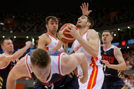 Οι Ρώσοι χτύπησαν το καμπανάκι για τους Ισπανούς