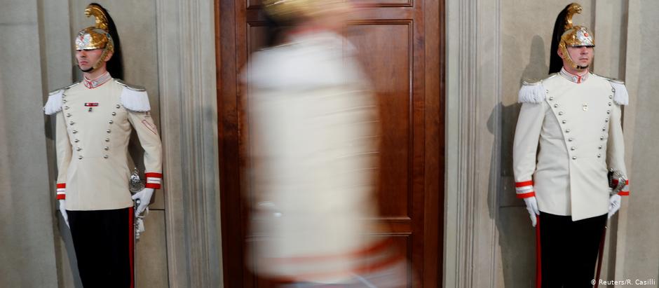 Η Ιταλία μεταξύ Σκύλλας και Χάρυβδης