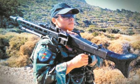 Γυναίκες στα όπλα