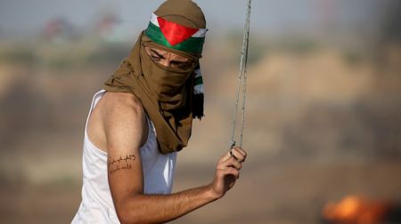 Λωρίδα της Γάζας: Τουλάχιστον 75 Παλαιστίνιοι τραυματίες λόγω συγκρούσεων με ισραηλινούς στρατιώτες