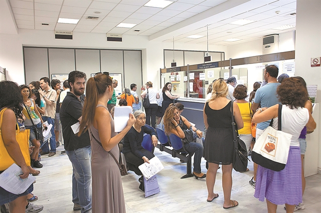 24, 48 και 120 δόσεις οι ευκολίες πληρωμής της Εφορίας