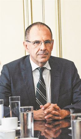 Ο νέος πολιτικός κύκλος