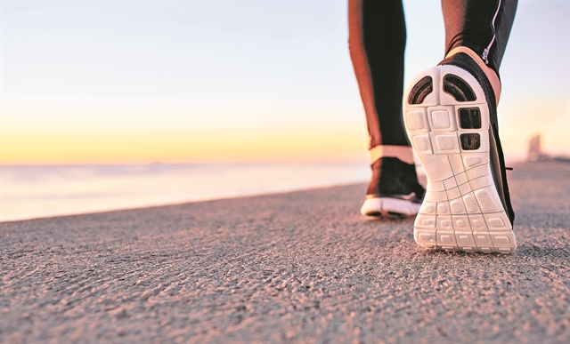 Πόσα βήματα πρέπει να κάνουμε κάθε μέρα;