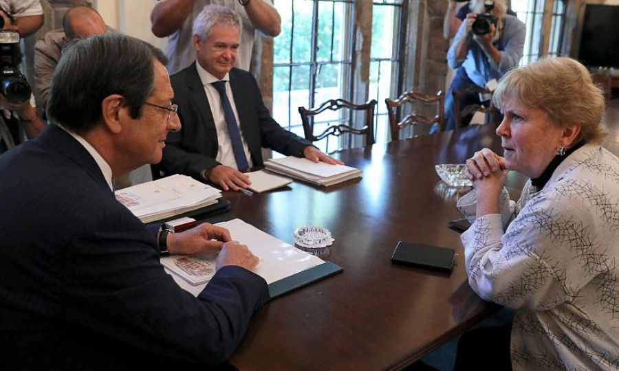 Πιθανή συνάντηση Αναστασιάδη – Ακιντζί με Λούτ