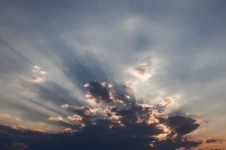 Αλλάζει ο καιρός : Με βροχές μπαίνει ο Σεπτέμβριος – Δείτε που