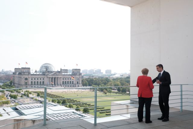 Μέρκελ – Μητσοτάκης: Περαιτέρω αναβάθμιση της στρατηγικής σχέσης Ελλάδας – Γερμανίας