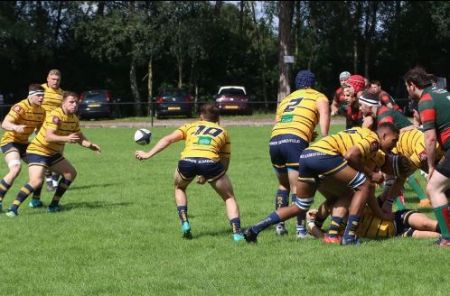 Ομάδα ανακοίνωσε στριπτιτζάδικο για χορηγό και προκάλεσε χαμό