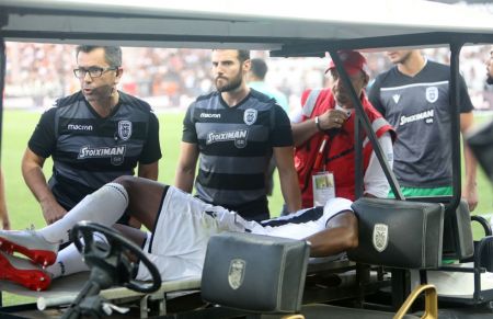 Μικρή ρήξη στη μέση ο Βαρέλα, αγωνία στον ΠΑΟΚ