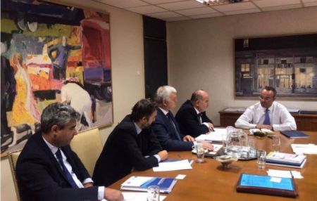 Η μείωση φόρων στα βασικά αιτήματα της ΓΣΕΒΕΕ στον ΥΠΟΙΚ