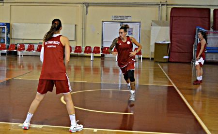 Ολυμπιακός : Η πρώτη προπόνηση της Γέμελος με τα ερυθρόλευκα