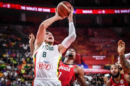 Μουντομπάσκετ : Σίφουνας η Λιθουανία, πάει για πρωτιά στον όμιλο της