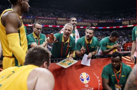 Προκλητικός Πέτροβιτς: «Ο Γκαρσία κλώτσησε τον κ@λο του Γιάννη»