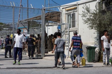 Πάνω από 5.800 πρόσφυγες έφτασαν μόνο τον Αύγουστο στην Ελλάδα