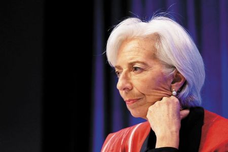 Αυτοκριτική και χείρα βοηθείας για πλεονάσματα