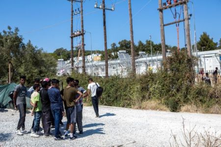 Σακελλαρίδης: Τεράστιες οι ευθύνες της προηγούμενης κυβέρνησης στο προσφυγικό