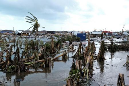 Κυκλώνας Ντόριαν: Είκοσι νεκροί και ανυπολόγιστες  καταστροφές