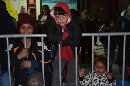 Προσφυγικό: Οι αυξανόμενες ροές φέρνουν έκτακτη διυπουργική σύσκεψη