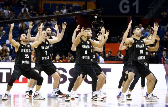 Χάκα: Ο πολεμικός χορός της Νέας Ζηλανδίας που… θέλει να τρομάξει τους Έλληνες