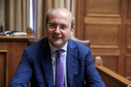 Χατζηδάκης: Δεν θα δώσουμε συγχωροχάρτι στον ΣΥΡΙΖΑ για τη ΔΕΗ