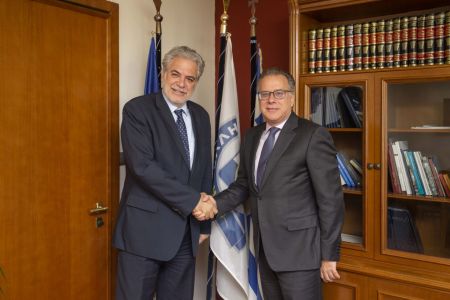 Το προσφυγικό στη συνάντηση Κουμουτσάκου-Στυλιανίδη – Τι συζήτησαν