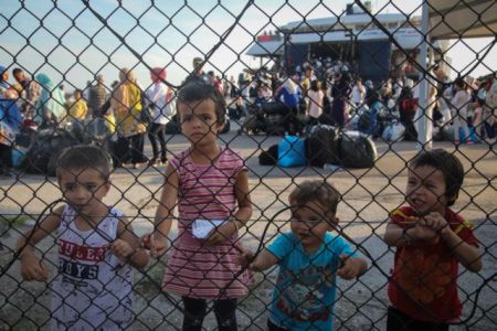«7.000 πρόσφυγες μπορούν να μετακινηθούν στην ενδοχώρα»
