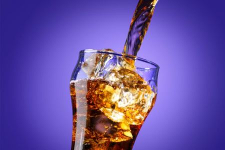 Καμπανάκι για τα αναψυκτικά : Κίνδυνος πρόωρου θανάτου