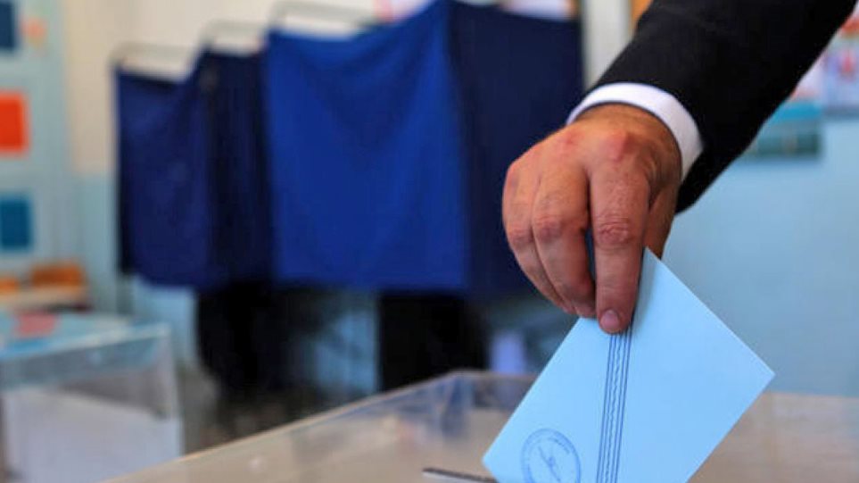 Εντός του 2019 το ν/σ για ψήφο Ελλήνων του εξωτερικού
