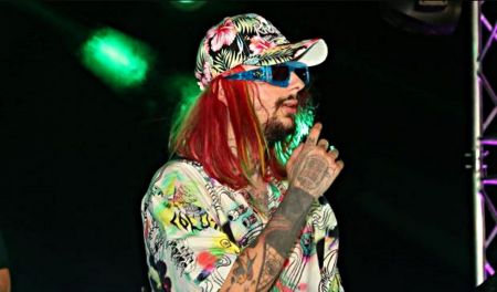 Ο Sin Boy τα βάζει και με τον Ανετοκούνμπο