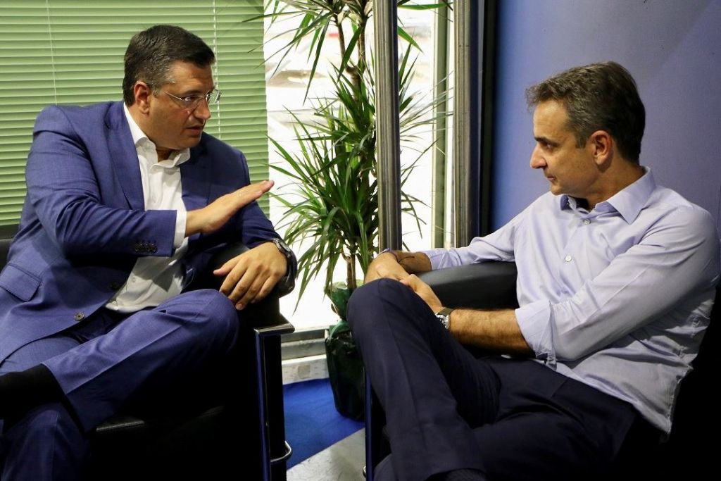 Μητσοτάκη και Πάιατ υποδέχθηκε ο Τζιτζικώστας στη ΔΕΘ [Εικόνες]