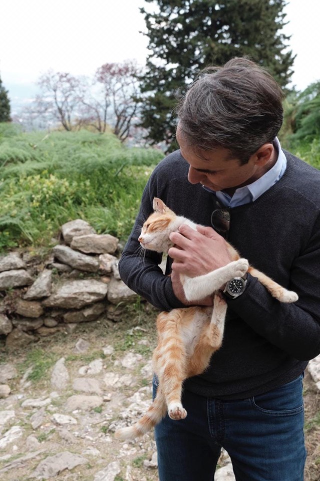 Οι τριχωτοί φίλοι του Πρωθυπουργού