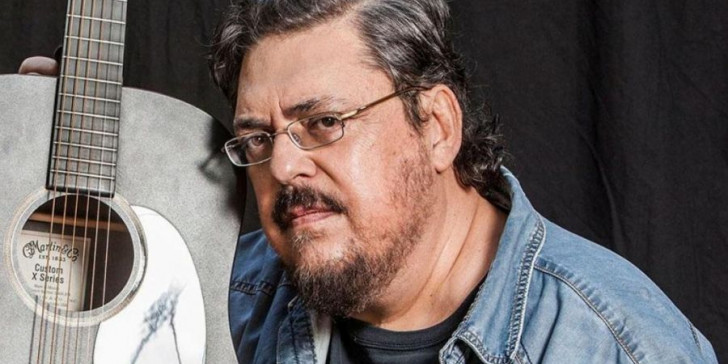 Λαυρέντης Μαχαιρίτσας: Τα 15 τραγούδια που έχουν εκφράσει γενιές και γενιές