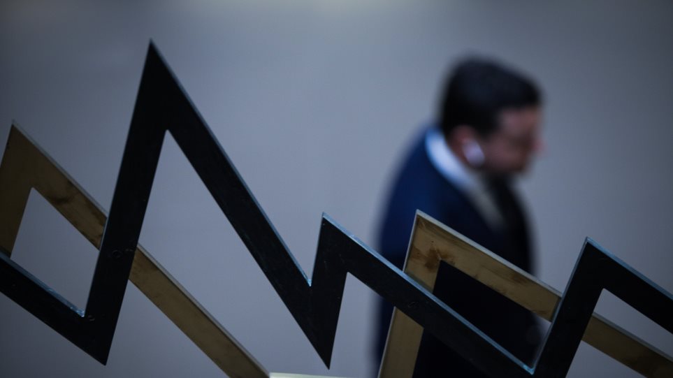 Με πτώση άνοιξε το Χρηματιστήριο Αθηνών
