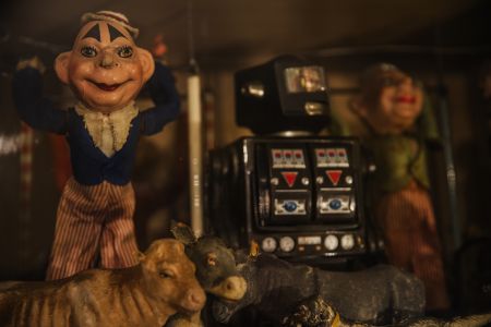 Τάσος Μαντζαβίνος Ο ζωγράφος και ο δράκος