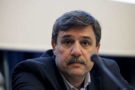 Ξανθός: Κατώτερη των περιστάσεων η πολιτική ηγεσία του υπουργείου Υγείας