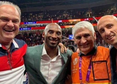 Τζινόμπιλι: «Με τρεις μύθους του παιχνιδιού»