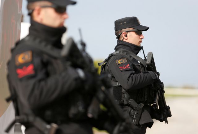 Τουρκία : 233 συλλήψεις στρατιωτικών για σχέσεις με τον Γκιουλέν