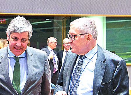 Πράσινο φως για εξόφληση ΔΝΤ και μείωση πλεονασμάτων