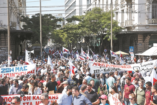 Οι αλλαγές σε συμβάσεις και απεργίες crash test για την κυβέρνηση – τι αλλάζει