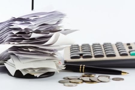 Από €8.636 έως €12.000 η κλίμακα του αφορολογήτου