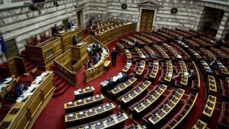 Η μετεκλογική κριτική πολιτικής και κομμάτων