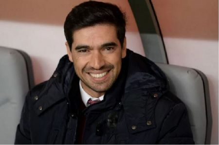 Φερέιρα: «Κάθε λεπτό μετράει, ενωμένοι θα καταφέρουμε πολλά»