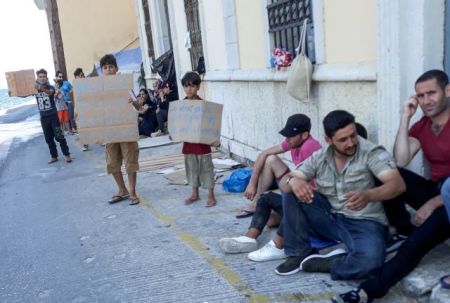 Συντονισμό ενεργειών για το προσφυγικό αποφάσισαν Ελλάδα – Κύπρος
